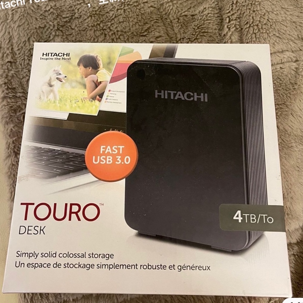 0S03396 | Hitachi Touro Desk DX3 4TB USB 3.0 3.5-inch External Hard Drive (Black